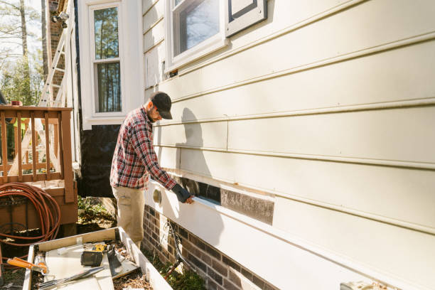 Trusted Emergency Siding Repair service in Warren, IN - Creative Siding
